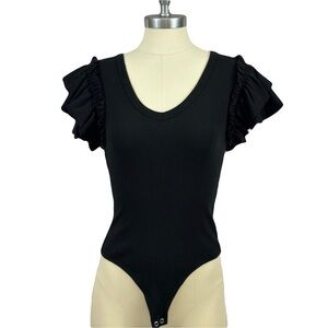 EXPRESS women’s pitch black v-neck ribbed ruffle sleeve body suit